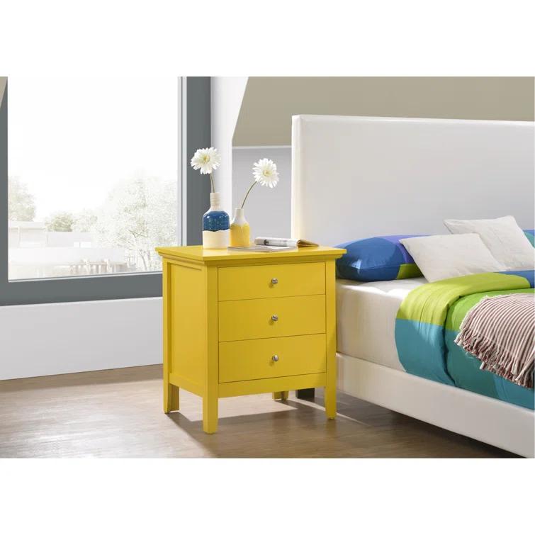 Glory Furniture Hammond 3 - Drawer Nightstand Bed Side Table Wood Nightstand Small Bedside Table And Dresser