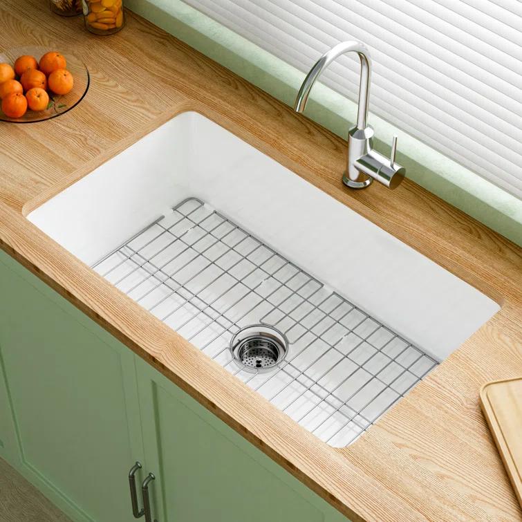 32" L x 19" W Single Bowl Fireclay Kitchen Sinks White with Bottom Grids and Basket Strainer