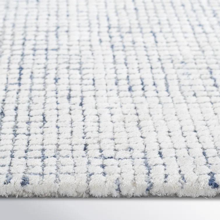 Rowe Handmade Tufted Ivory/Blue Rug