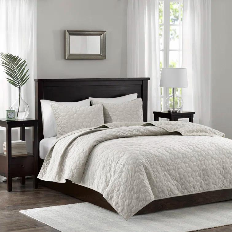 Madison Park Harper 3 Piece Velvet Quilt Set