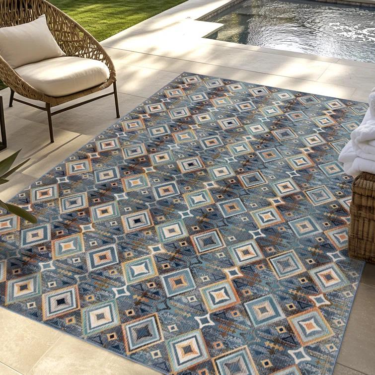 Gertmenian Sierra Kenna Blue Bohemian Geometric Diamond Indoor/ Outdoor Area Rug