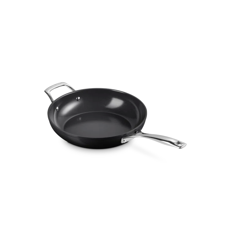 Le Creuset ® Essential Ceramic Non-Stick Stir Fry Pan