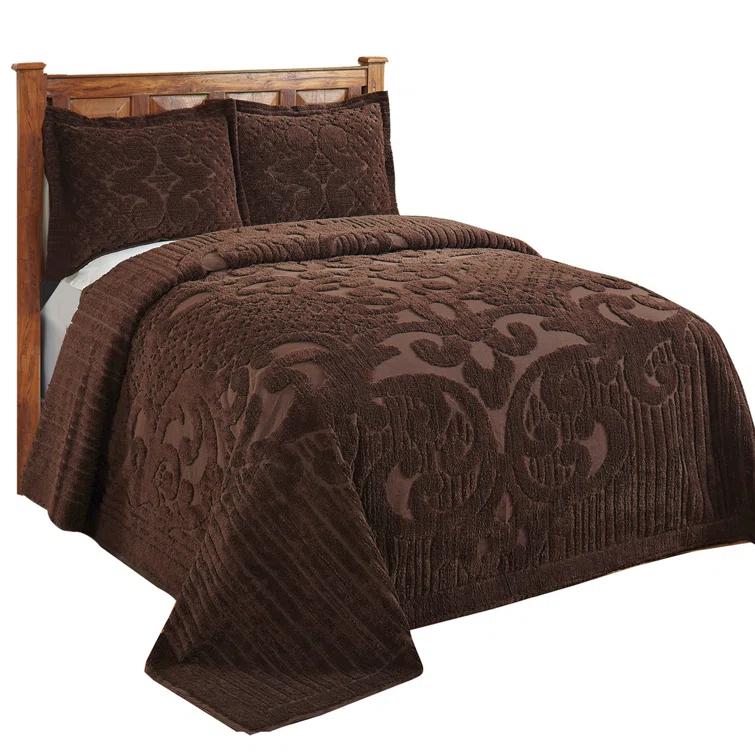 Ashton Collection Chenille Bedspread Set, 100% Cotton Machine Washable Bedding Set, Soft & Breathable Medallion Design Coverlet with Sham, Luxurious All Season Comfort