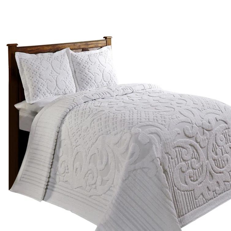 Better Trends Ashton Collection Chenille Bedspread Set, 100% Cotton Machine Washable Bedding Set, Soft & Breathable Medallion Design Coverlet with Sham, Luxurious All Season Comfort