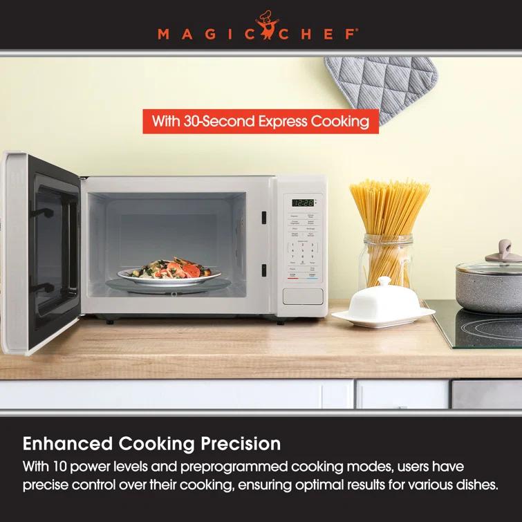 Magic Chef 0.9 Cubic Feet 900 Watt Countertop Microwave