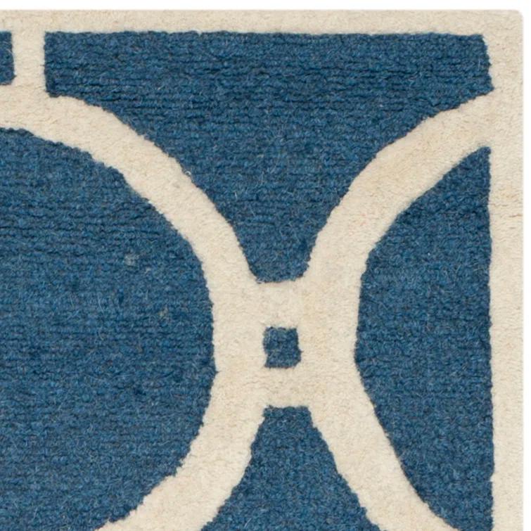 Safavieh Cambridge Hand Tufted Wool Geometric Rug