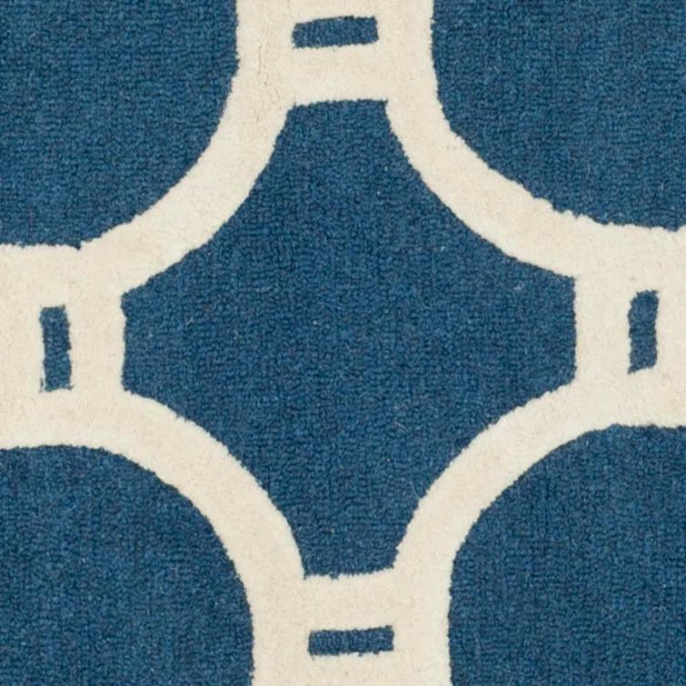 Safavieh Cambridge Hand Tufted Wool Geometric Rug