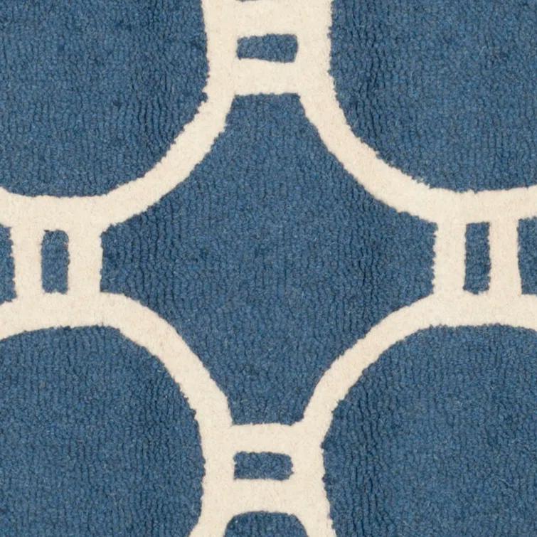 Safavieh Cambridge Hand Tufted Wool Geometric Rug