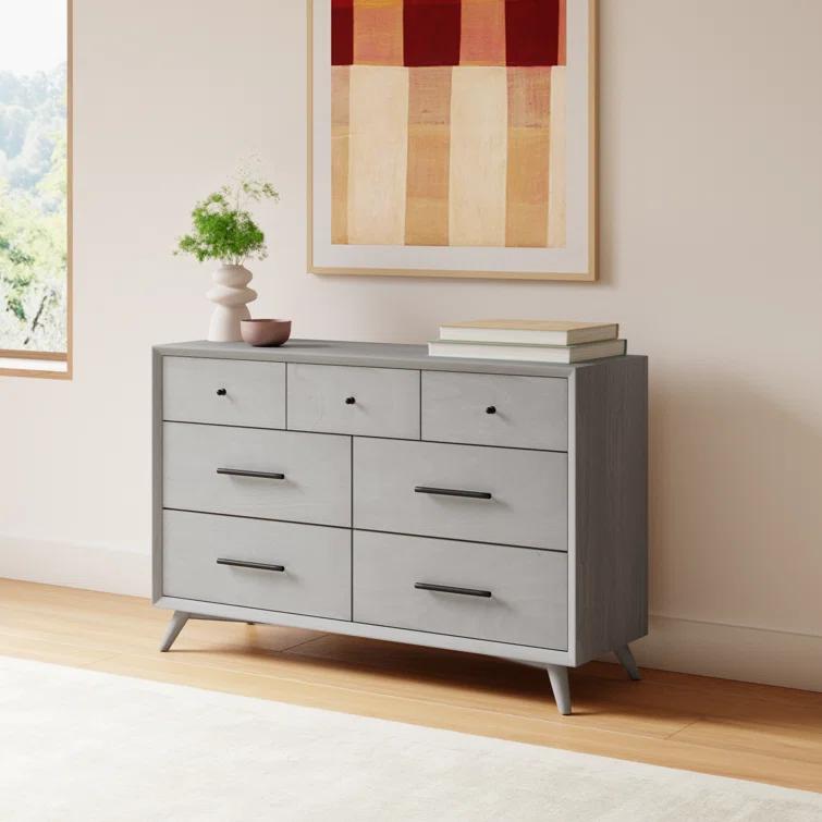 Williams 7-Drawer Dresser