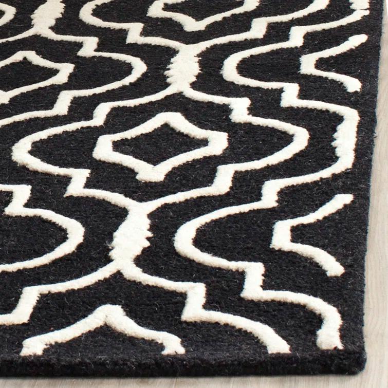 Cannen Hand Tufted Wool Geometric Rug