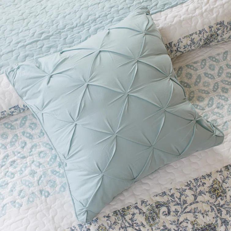 Madison Park Dawn 6 Piece Cotton Percale Quilt Set with Throw Pillows