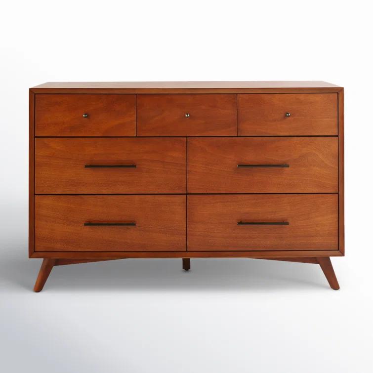 Williams 7-Drawer Dresser