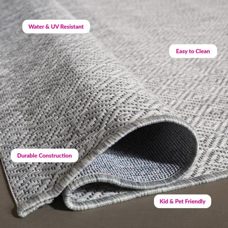 Geometric Gray Indoor/Outdoor Area Rug