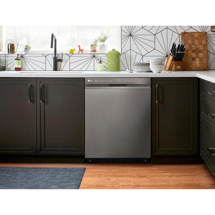 LG 24 in. PrintProof Stainless Steel Front Control Dishwasher with QuadWash, 3rd Rack & Dynamic Dry, 48 dBA