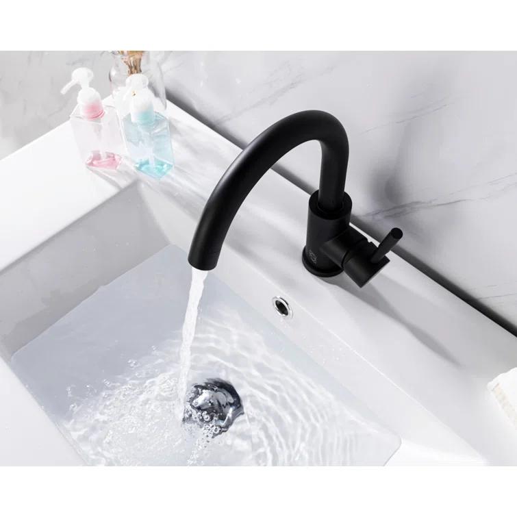 Louis Single-Hole Single-handle Bathroom Faucet