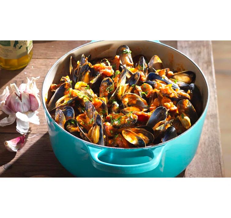 Le Creuset ® Signature 7.25-Qt. Caribbean Blue Enameled Cast Iron Dutch Oven