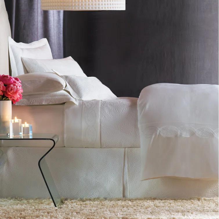 Dierking Traditional Cotton Floral Coverlet