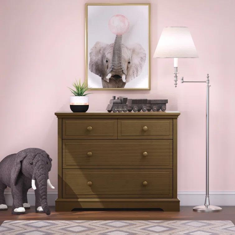 Universal Select 3 Drawer Dresser