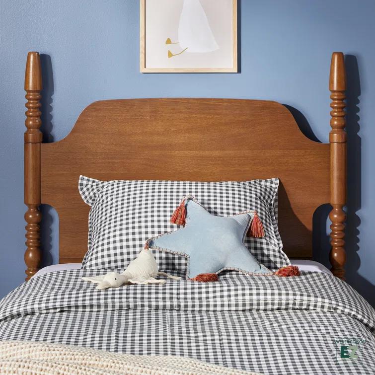 Vivienne Traditional Easy Assembly Solid Wood Twin Spindle Bed