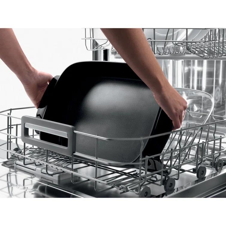 De'Longhi Electric Skillet with Tempered Glass Lid - Large Cooking Surface