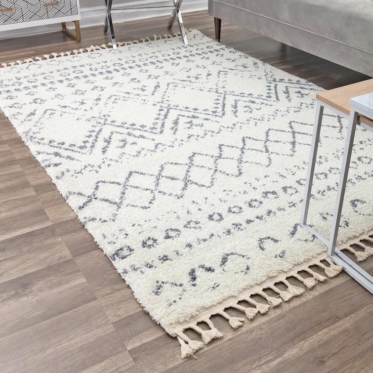 Silla Mason Shag Tribal Shadow Gray Area Rug