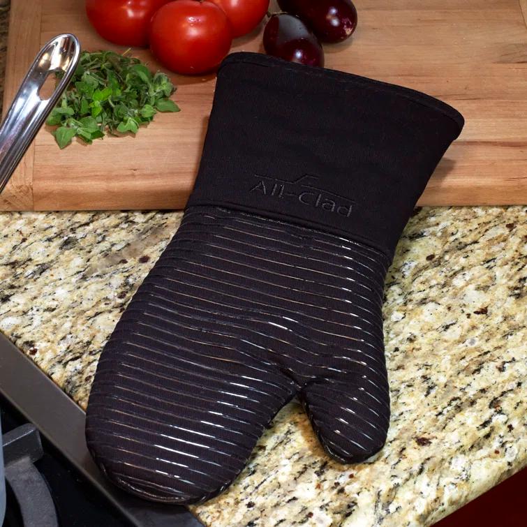 All-Clad Oven Mitt