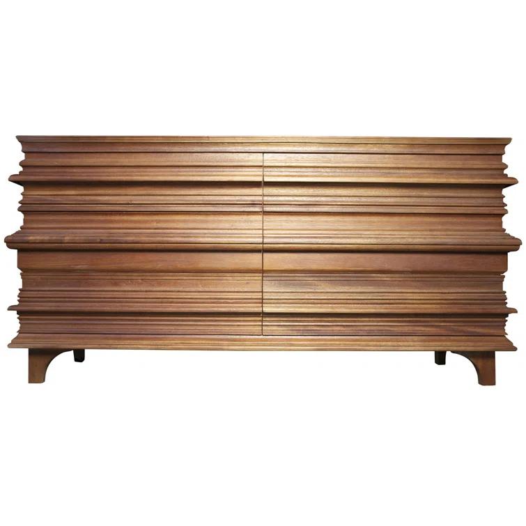 Lizbet Dresser