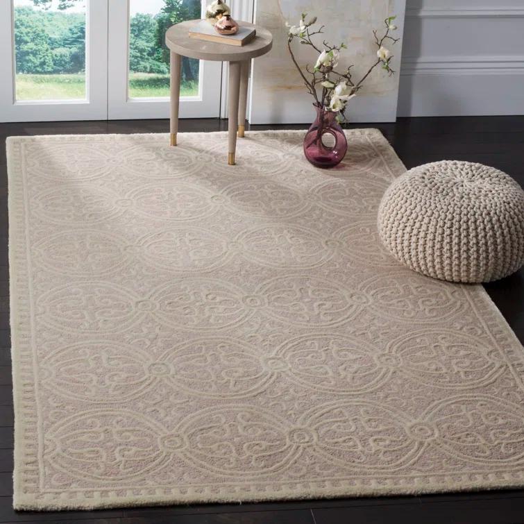 SAFAVIEH Cambridge Leslie Geometric Wool Area Rug, Light Pink/Ivory, 2'6" x 4'