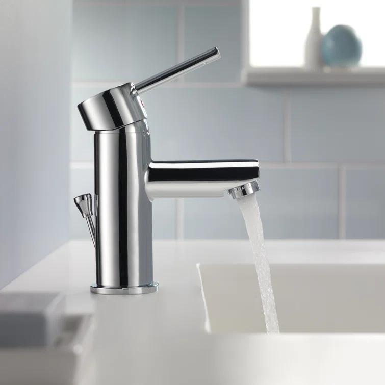 Trinsic Single Hole Bathroom Faucet with Drain Assembly, Single Handle Bathroom Sink Faucet