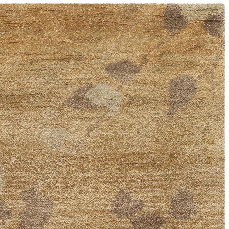 Martha Stewart 100% Wool Pile Floral Rug