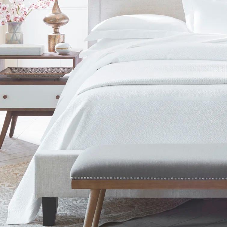 Montauk Queen White Cotton Matelasse Coverlet