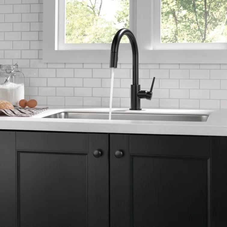 Trinsic Pull Down Sprayer Kitchen Sink Faucet, Single Handle Kitchen Faucet