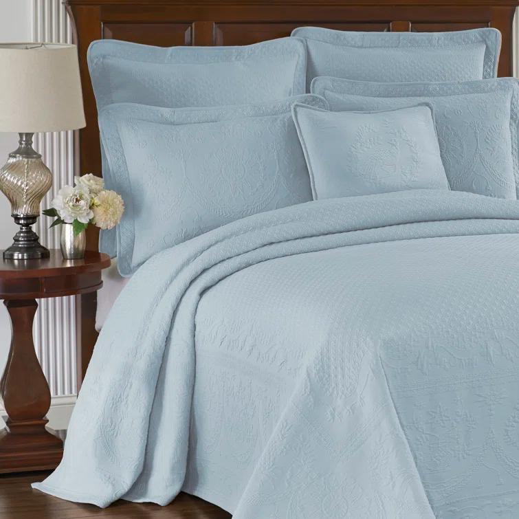 Historic Charleston King Charles Matelasse Traditional Cotton Floral Coverlet