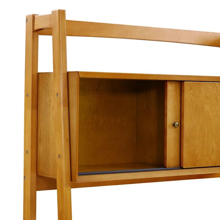 Stiles Leaning / Ladder Desk
