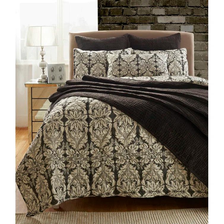 Amity Home Greyston Traditional Percale Damask Quilt
