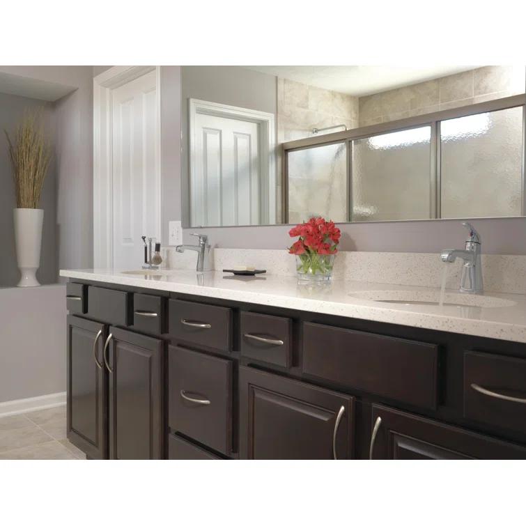 Ashlyn Single Hole Bathroom Faucet with Drain Assembly, Single Handle Bathroom Sink Faucet