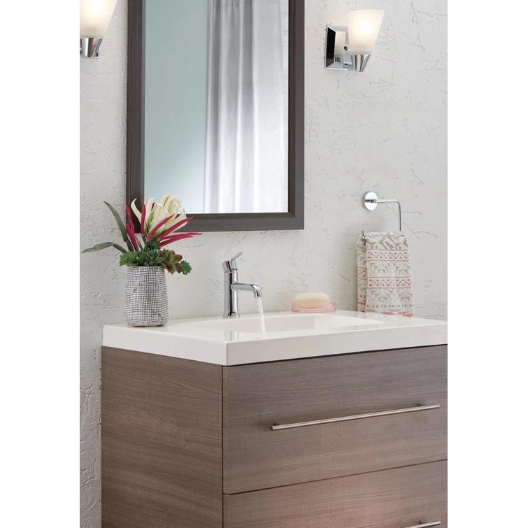 Trinsic Single Hole Bathroom Faucet with Drain Assembly, Single Handle Bathroom Sink Faucet