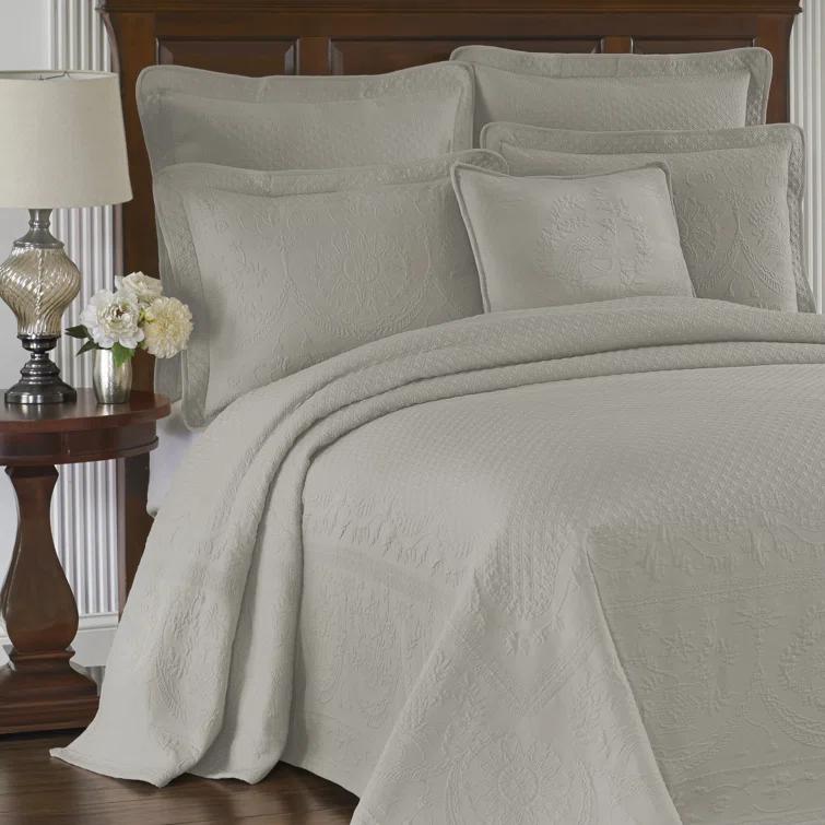 Historic Charleston King Charles Matelasse Traditional Cotton Floral Coverlet