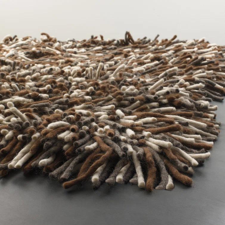 Handwoven Luxe Gray Shag Wool Rug 7'9" x 10'6"