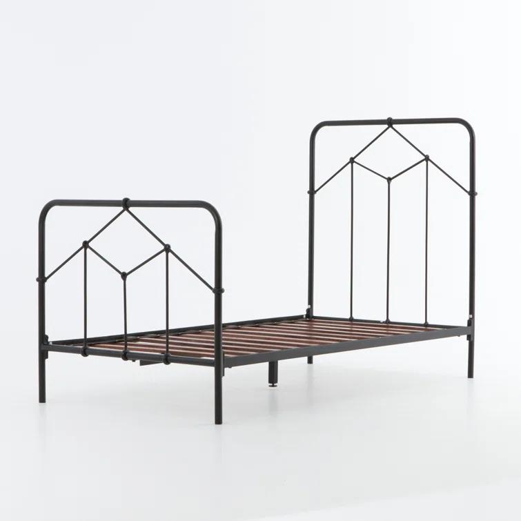 Maddie Bed - Black / Twin