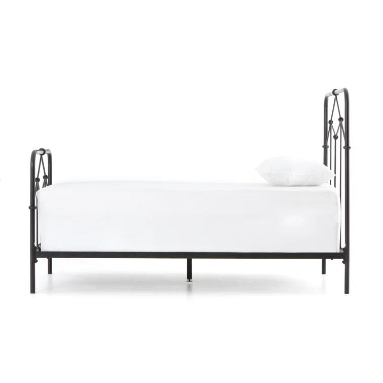 Maddie Bed - Black / Twin