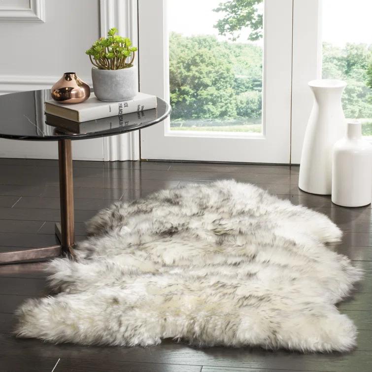 SAFAVIEH Sheep Skin Tiana Animal Area Rug, Ivory/Smoke Grey, 5'5" x 7'7"