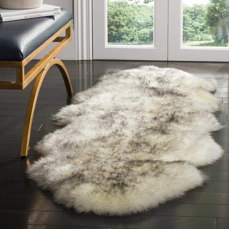 SAFAVIEH Sheep Skin Tiana Animal Area Rug, Ivory/Smoke Grey, 5'5" x 7'7"