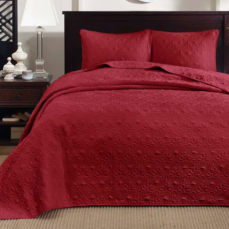 Quebec Reversible Bedspread Set