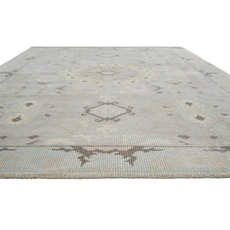 Wool Southwestern Area Rug in Gray