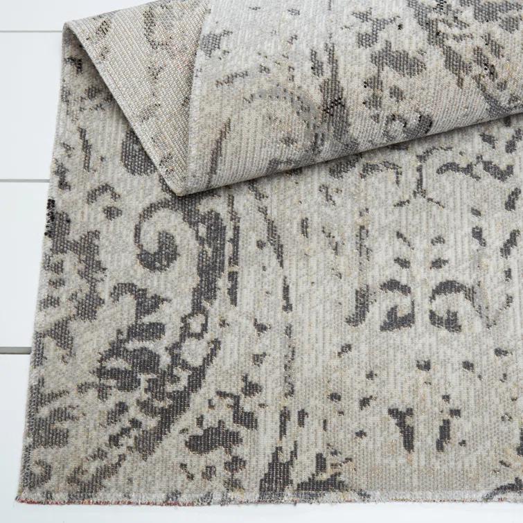 Nicole Miller New York Patio Sofia Juniper Transitional Paisley Indoor/Outdoor Area Rug, Ivory/Gray