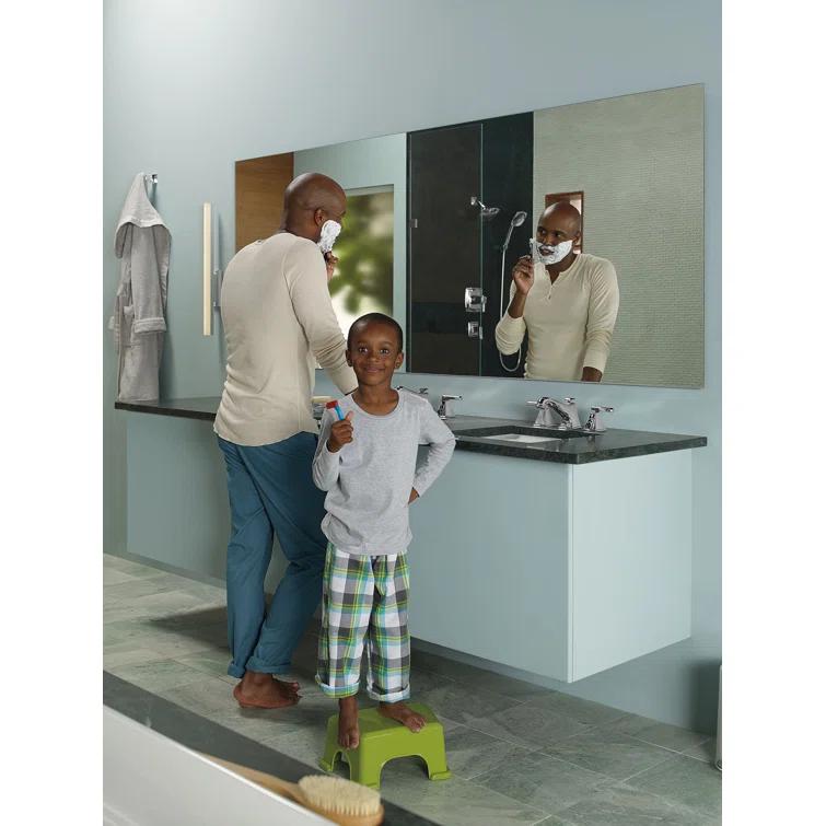 Connelly® Widespread Bathroom Faucet with Drain Assembly
