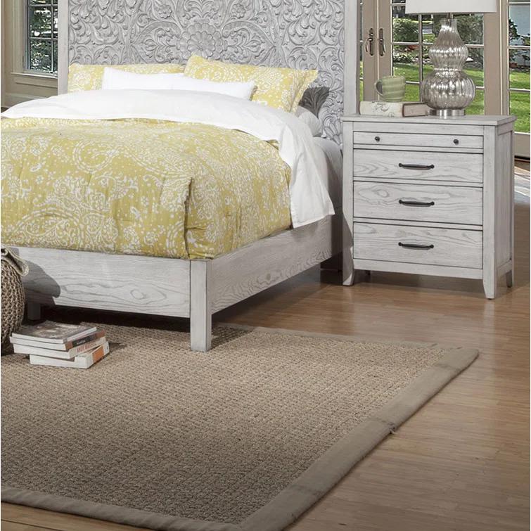 Bungalow Rose Hamar 28'' W Nightstand