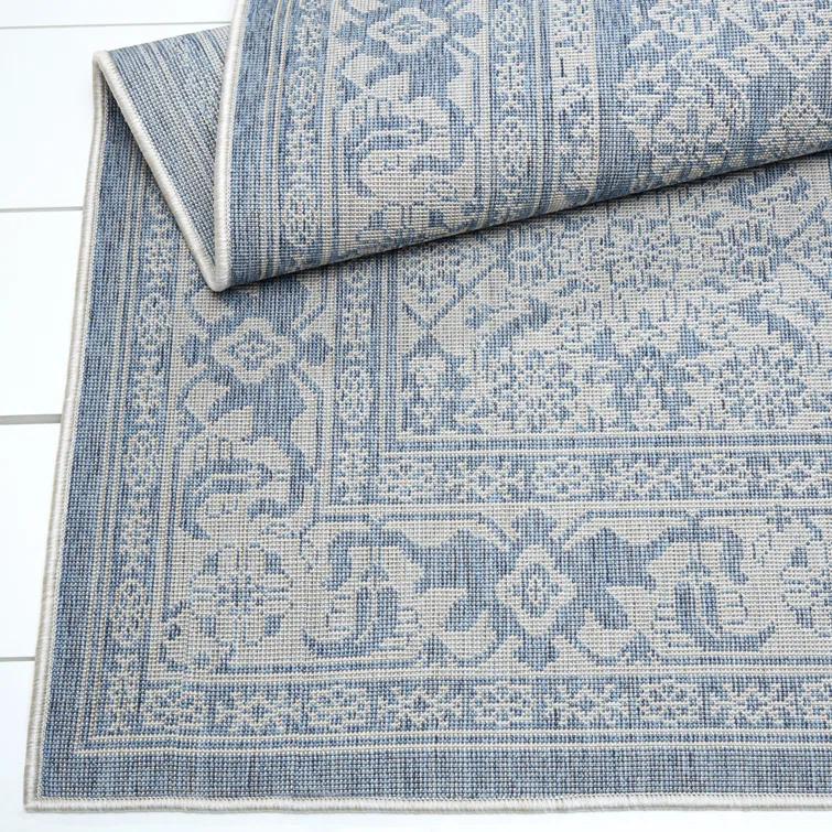 Persian Persian Inspired Blue/Gray Area Rug