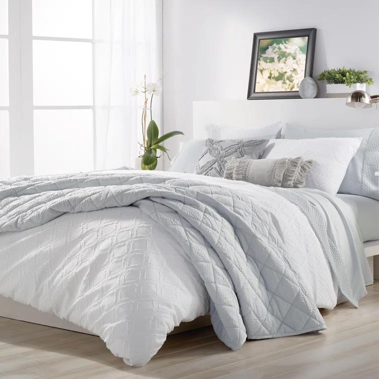 Kelly Clarkson Home Drum Modern & Contemporary Comforter Set